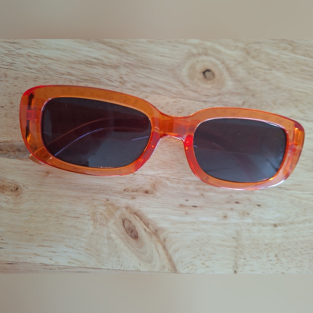 NWOT Orange Framed Sunglasses Ducks Hockey Logo 90s Retro Vibes Y2k